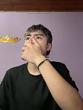 AlexanderCollman2 online show from 04.15.26