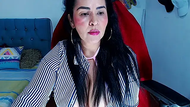 hotsweet-69 online show from 04.18.26