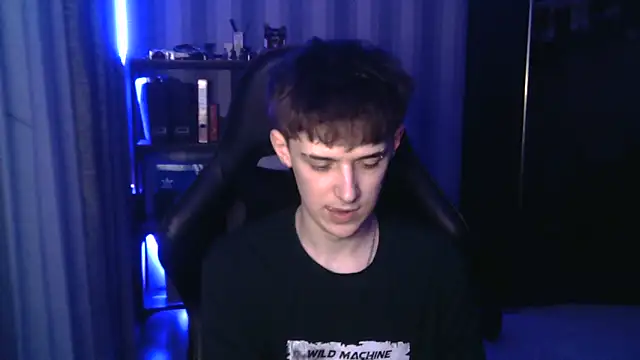 Snapshot of Sweet_Dude chatting on 02.25.26 Sweet Dude online show from 02.25.26