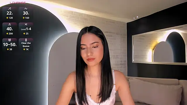 LucieMartin online show from 04.12.26