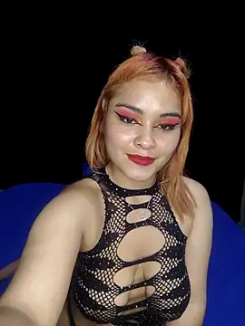 Snapshot of zoe_love18 chatting on 02.11.26 zoe love18 online show from 02.11.26