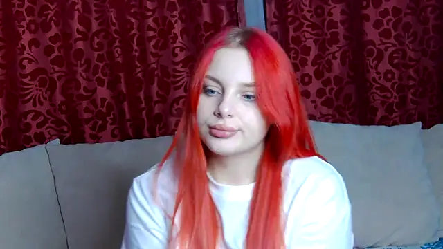 Snapshot of Red_Sweet chatting on 03.02.26 Red Sweet online show from 03.02.26