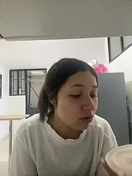 DULCE MARIA EF online show from 02.01.26