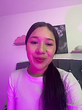 DULCE MARIA EF online show from 02.04.26