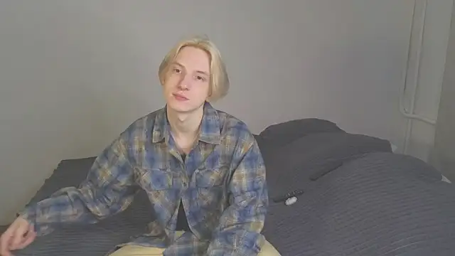 Snapshot of Ron_Vilss chatting on 02.01.26 Ron Vilss online show from 02.01.26