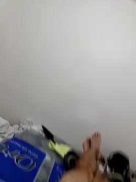 Snapshot of elvergon8721 chatting on 02.25.26 elvergon8721 online show from 02.25.26