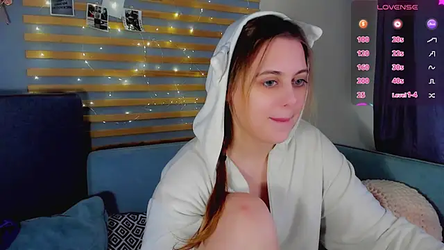 Snapshot of Alice_Wanderr chatting on 03.02.26 Alice Wanderr online show from 03.02.26