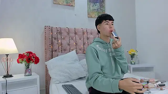 noah lewiss online show from 02.20.26