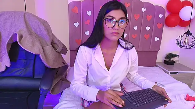 Snapshot of Ateneaaa_ chatting on 02.13.26 Ateneaaa online show from 02.13.26