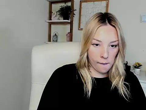 VelvetAngela online show from 03.04.26