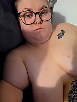 Snapshot of Tallulah-Rose-xoxo chatting on 02.01.26 Tallulah-Rose-xoxo online show from 02.01.26