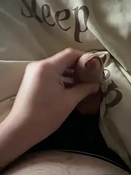 twankletoes1234 online show from 04.14.26