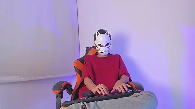 Snapshot of Senpai_Lover_ chatting on 02.10.26 Senpai Lover online show from 02.10.26