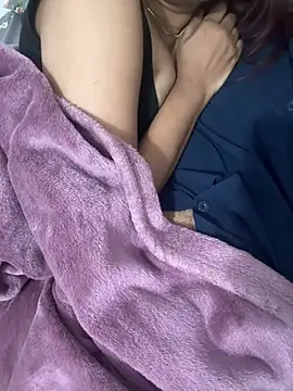 Snapshot of couple7v17d chatting on 02.09.26 couple7v17d online show from 02.09.26