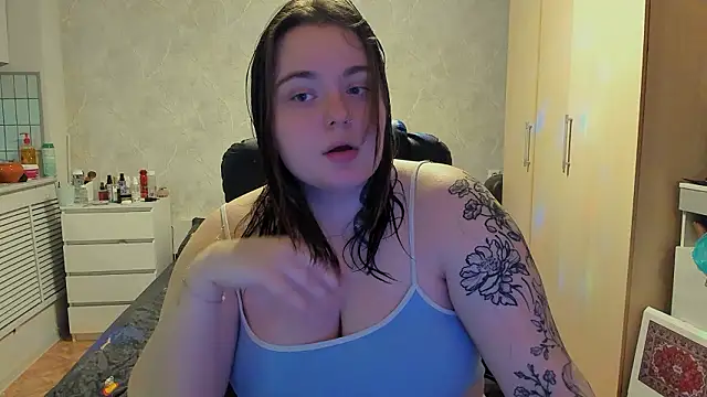 Snapshot of katya_idinax chatting on 02.08.26 katya idinax online show from 02.08.26