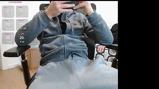 Snapshot of Luca282828 chatting on 02.03.26 Luca282828 online show from 02.03.26