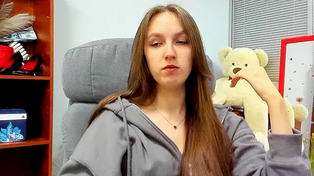 Nessi-Morris online show from 02.02.26