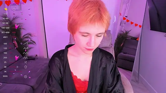 Snapshot of AutumnWhisper chatting on 02.18.26 AutumnWhisper online show from 02.18.26