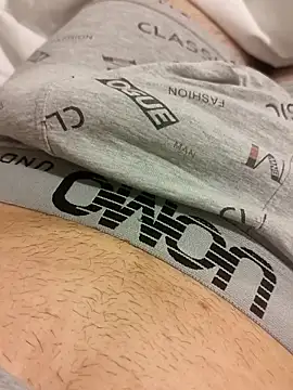 bansjjsjxb online show from 04.17.26