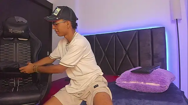 StellayDrake online show from 02.05.26