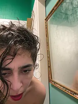 notyourtypicalAnna online show from 02.04.26