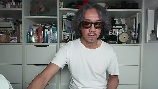 Snapshot of MtaS1 chatting on 07.02.26 MtaS1 online show from 07.02.26