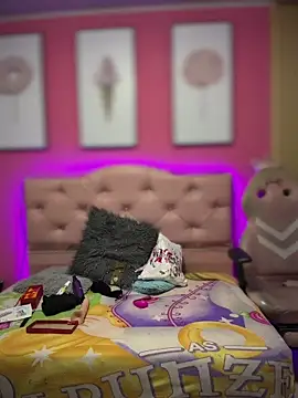 Snapshot of Karolaiin_LS chatting on 02.26.26 Karolaiin LS online show from 02.26.26