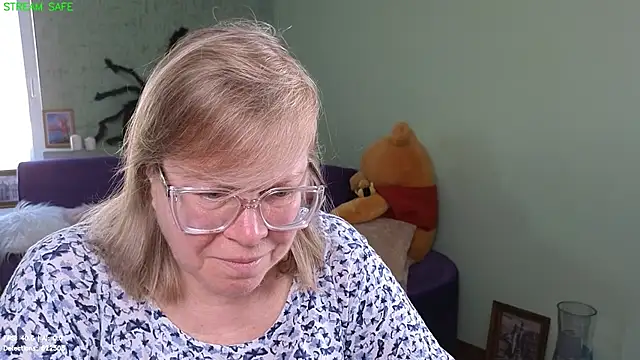 Snapshot of Emma_Eclipsee chatting on 07.21.26 Emma Eclipsee online show from 07.21.26