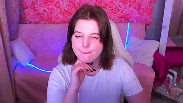 KristiFoxy online show from 04.06.26