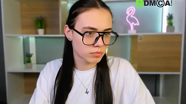 Snapshot of emma_swee chatting on 02.26.26 emma swee online show from 02.26.26