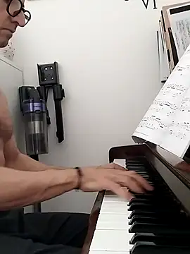 PadroneDolceIta online show from 04.03.26