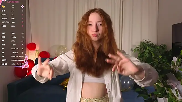 Snapshot of MaraButtrey chatting on 02.13.26 MaraButtrey online show from 02.13.26