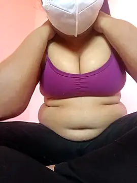 Snapshot of vyshali_vyshu chatting on 02.13.26 vyshali vyshu online show from 02.13.26