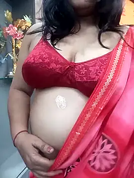 Snapshot of Miss-Prity chatting on 02.14.26 Miss-Prity online show from 02.14.26