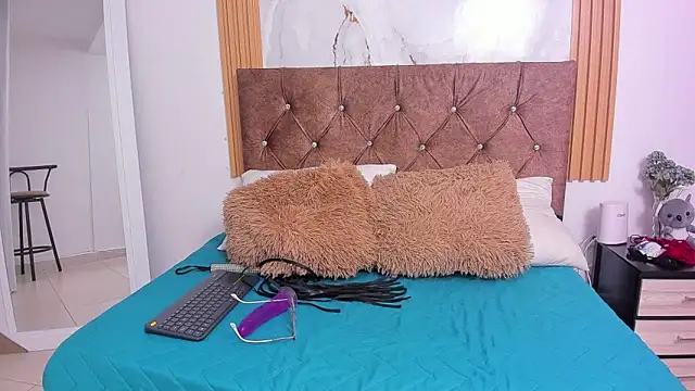 Candyfox2606 online show from 02.08.26