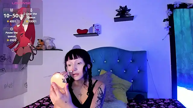 Gemma honey online show from 05.19.26