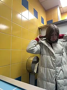 Snapshot of Bubble_Chloe chatting on 02.14.26 Bubble Chloe online show from 02.14.26