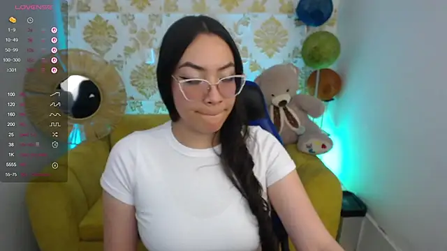 ALISS M  online show from 04.09.26