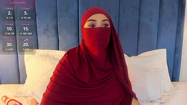 fatimarab   online show from 02.17.26