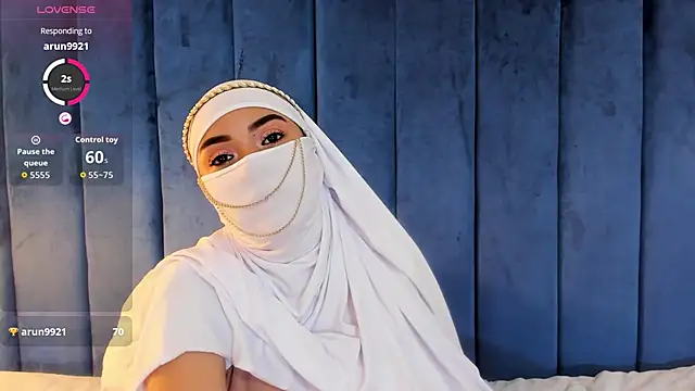 fatimarab   online show from 02.21.26