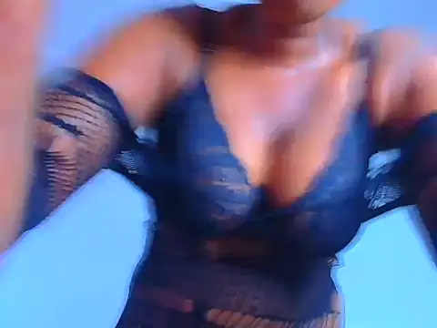 CreamyCurves online show from 03.12.26