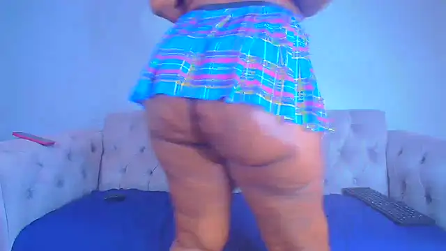 CreamyCurves online show from 05.28.26
