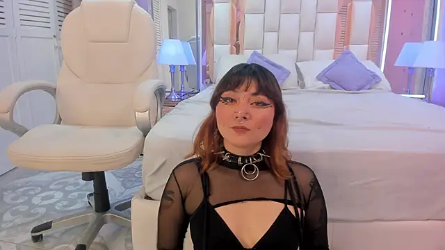 Goldentemptation  online show from 06.04.26