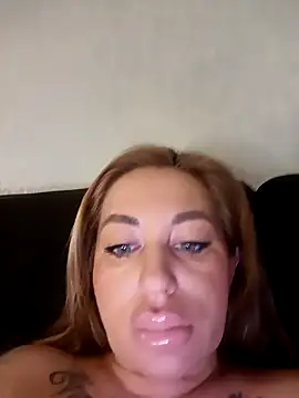 Snapshot of MiaMooly chatting on 02.05.26 MiaMooly online show from 02.05.26