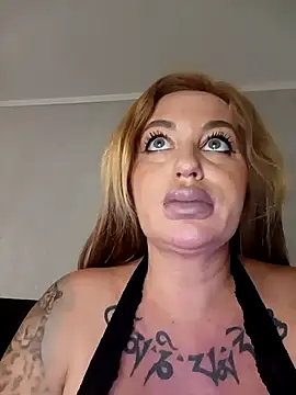 MiaMooly online show from 03.04.26