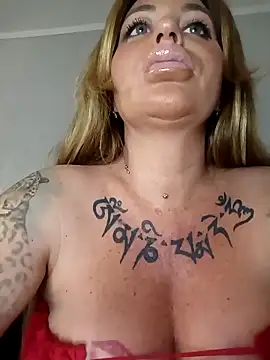 MiaMooly online show from 03.28.26