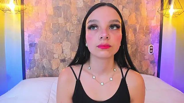 Elizabeth Ferrer online show from 02.14.26