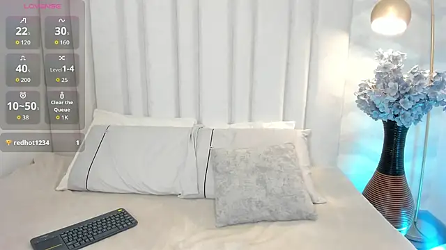  im candy online show from 02.25.26