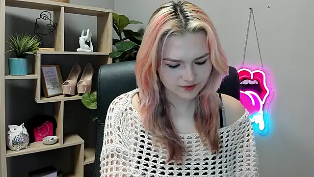 Snapshot of SweetLilyxo chatting on 07.07.26 SweetLilyxo online show from 07.07.26