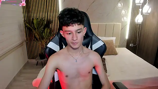 Snapshot of Patrick_Howland_ chatting on 02.15.26 Patrick Howland online show from 02.15.26